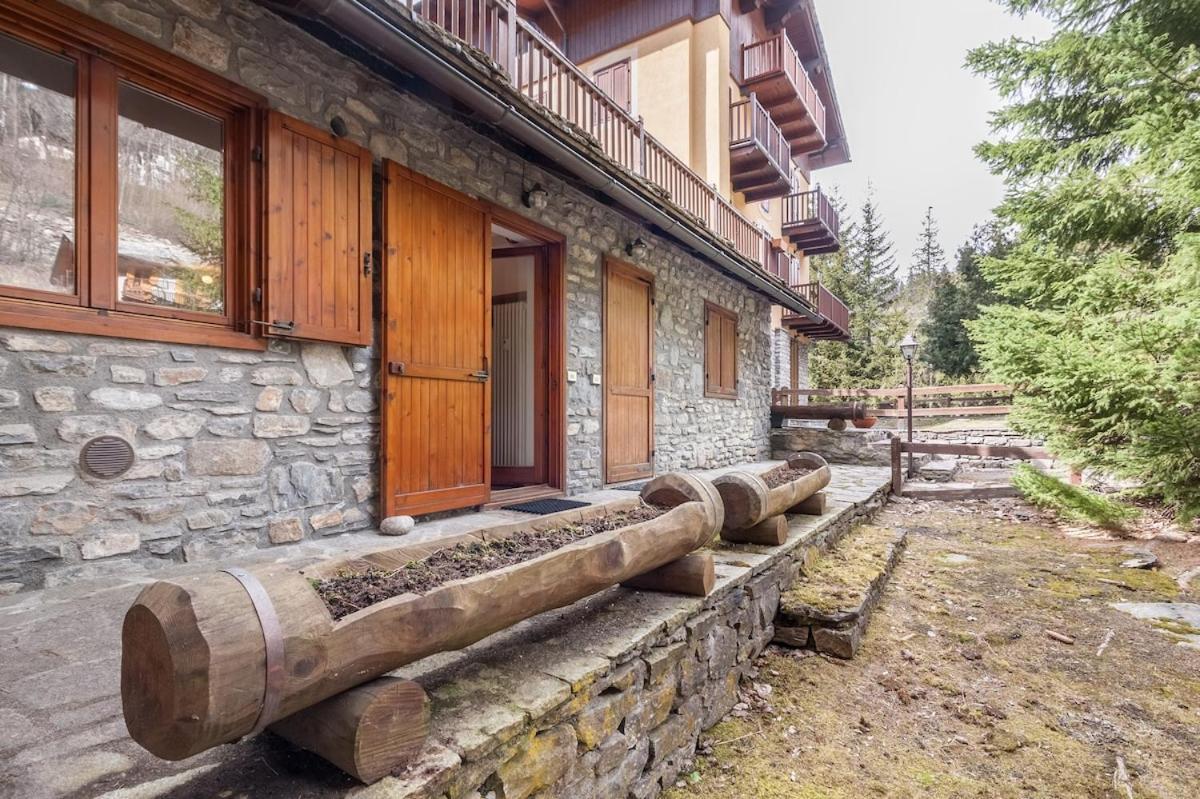 10 Min. Da Courmayeur Elegante Appartamento プレ・サン・ディディエ エクステリア 写真
